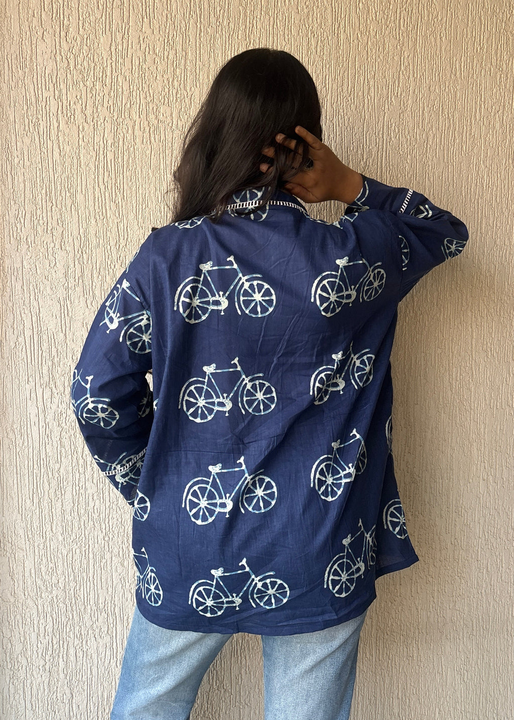 Bicycle oversized shrug