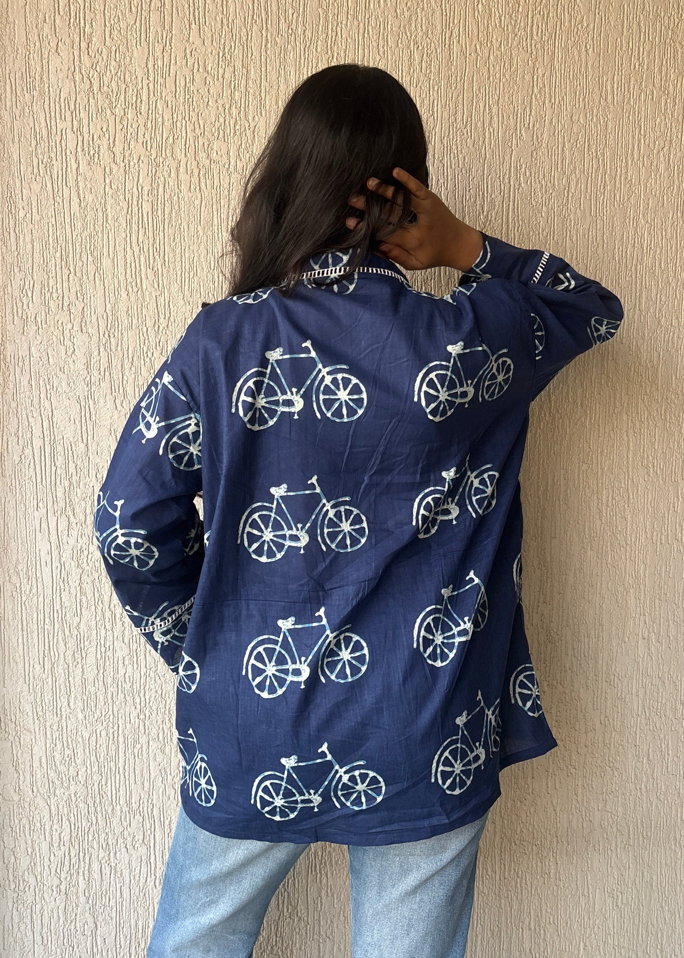 Bicycle oversized shrug