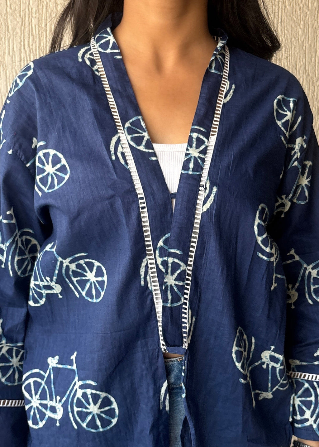 Bicycle oversized shrug