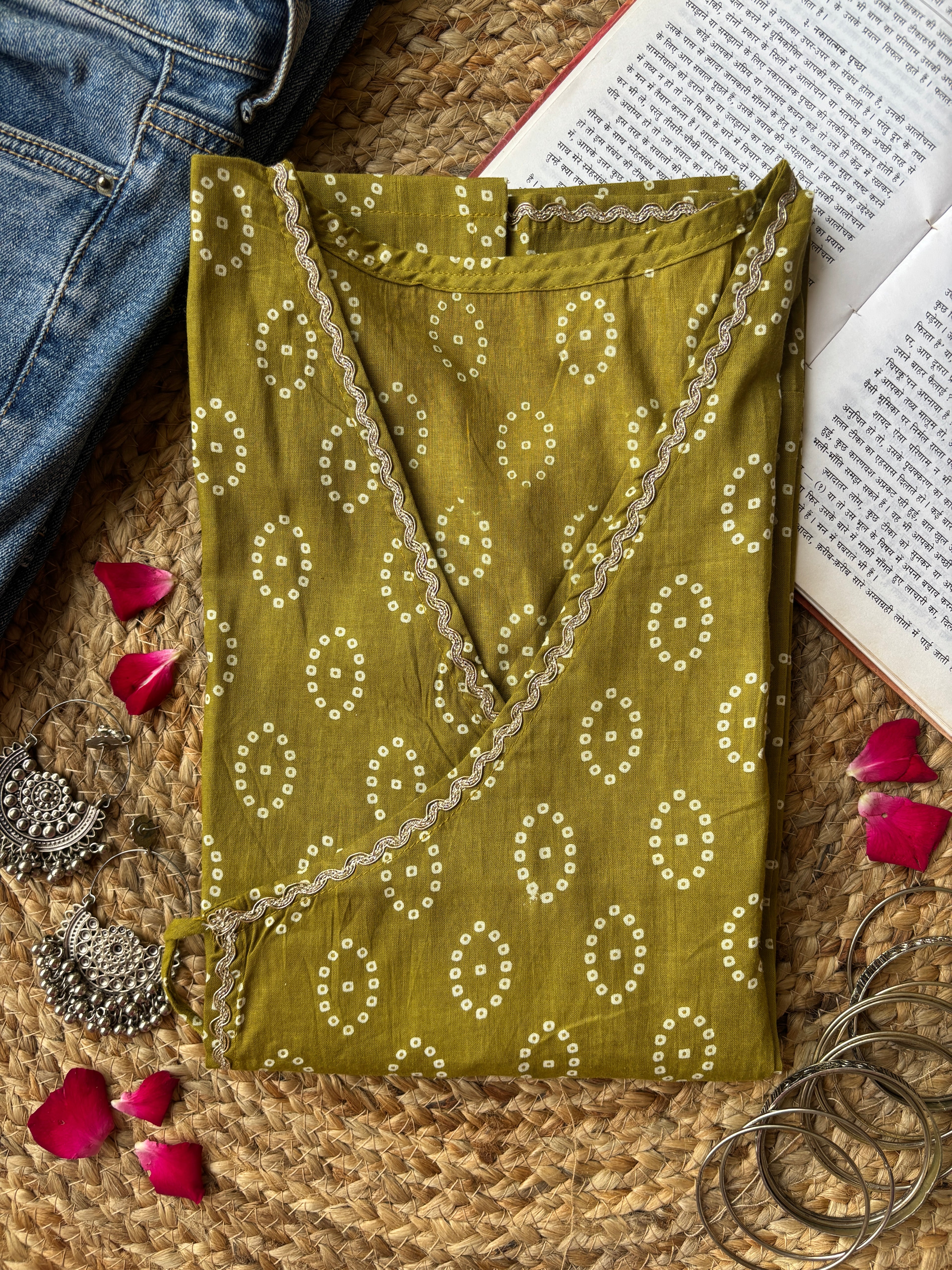 Mehendi Bandhani wrap-tie short kurti