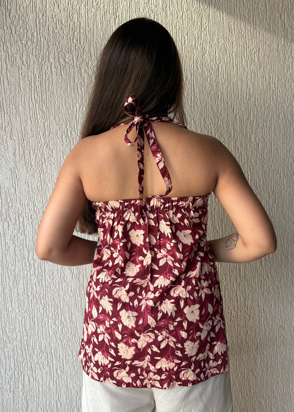 Gulaab backless short kurti
