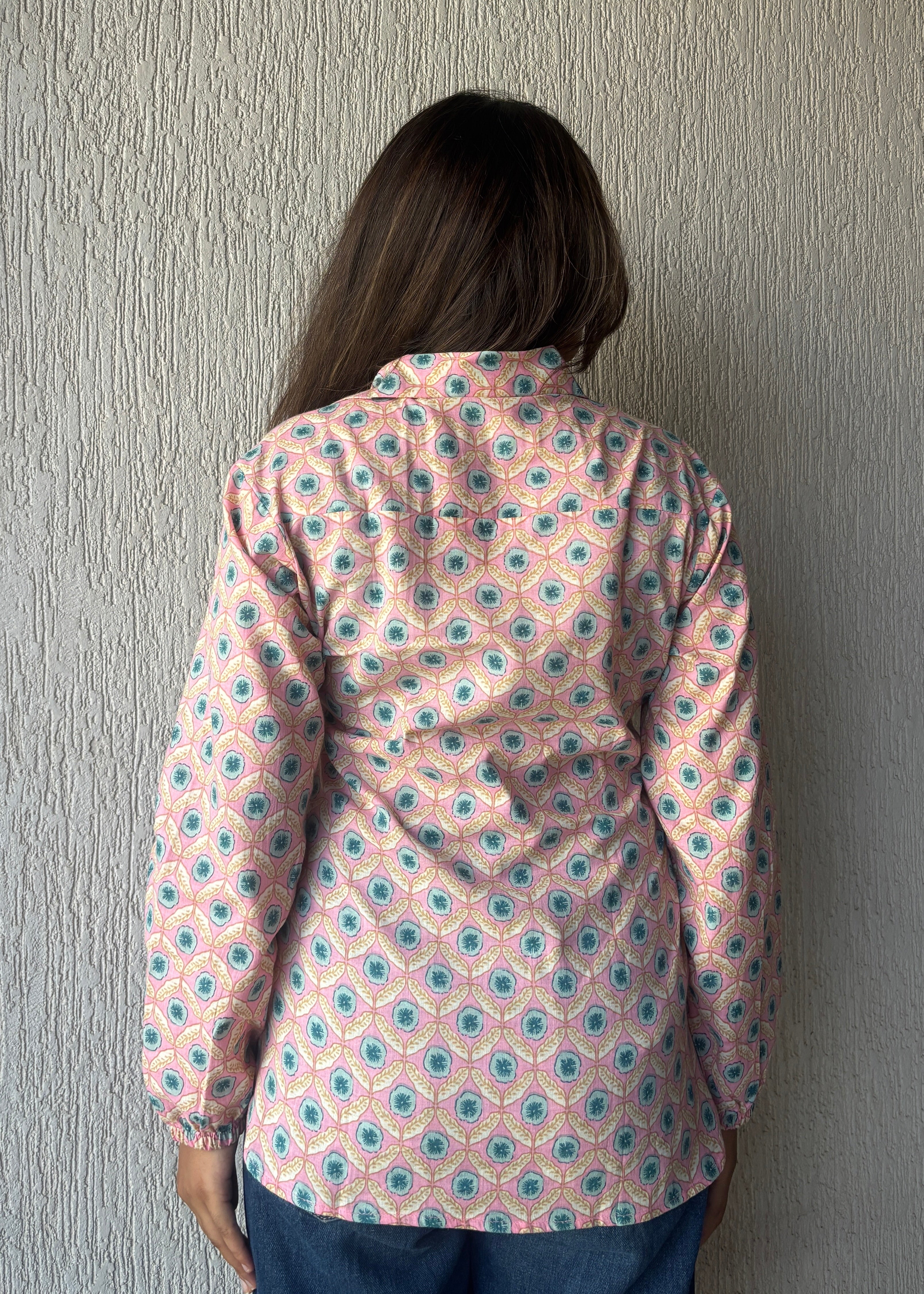 Baby pink geometric shirt