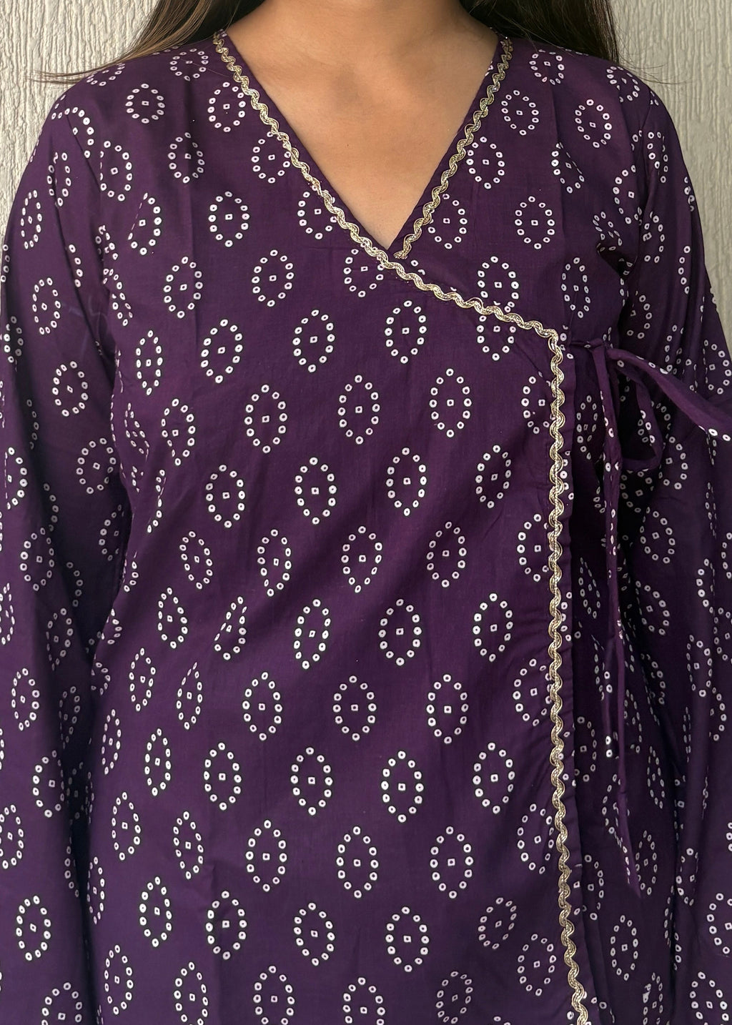 Deep purple bandhani wrap-tie short kurti