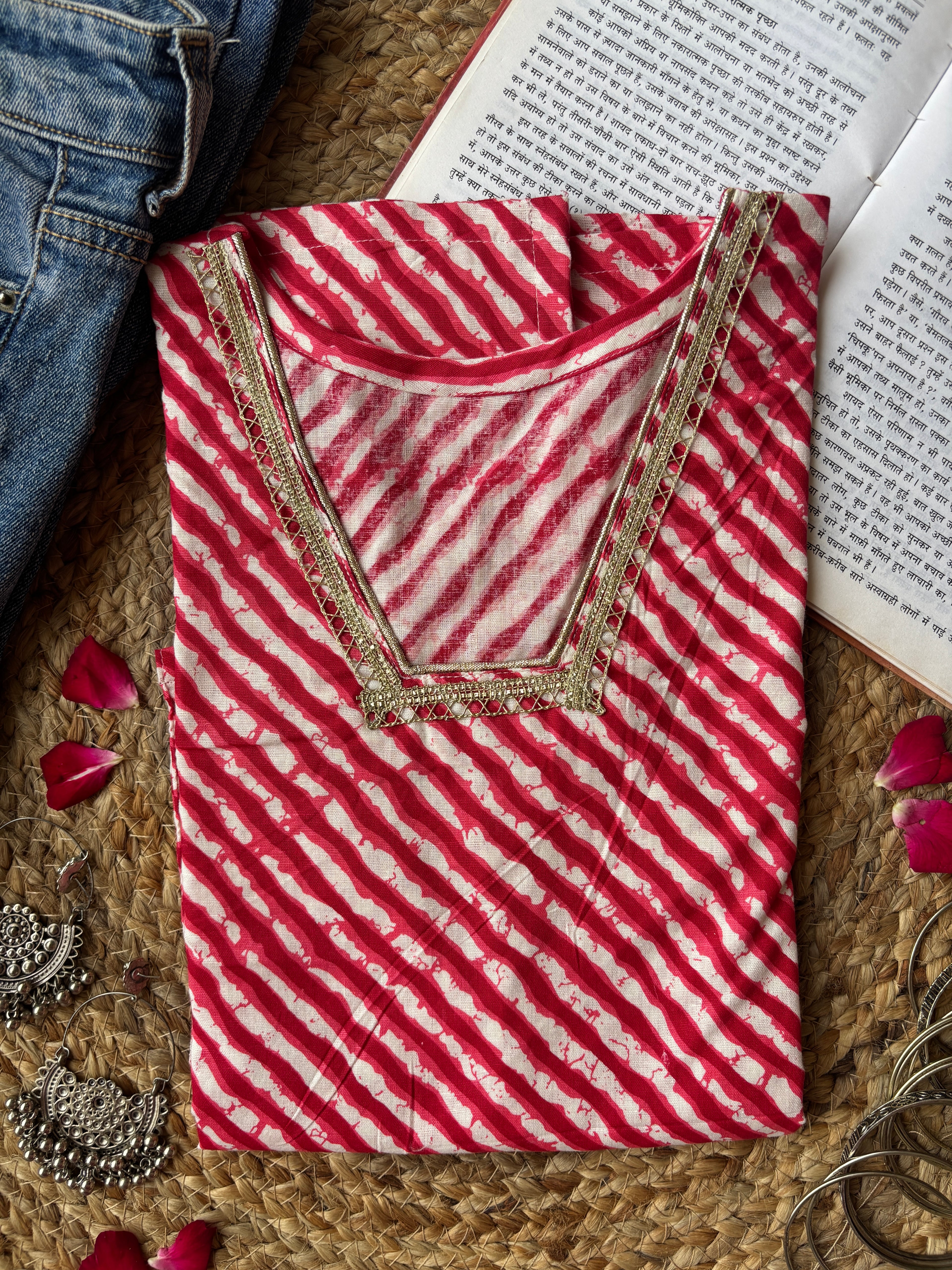 Red leheriya short kurti