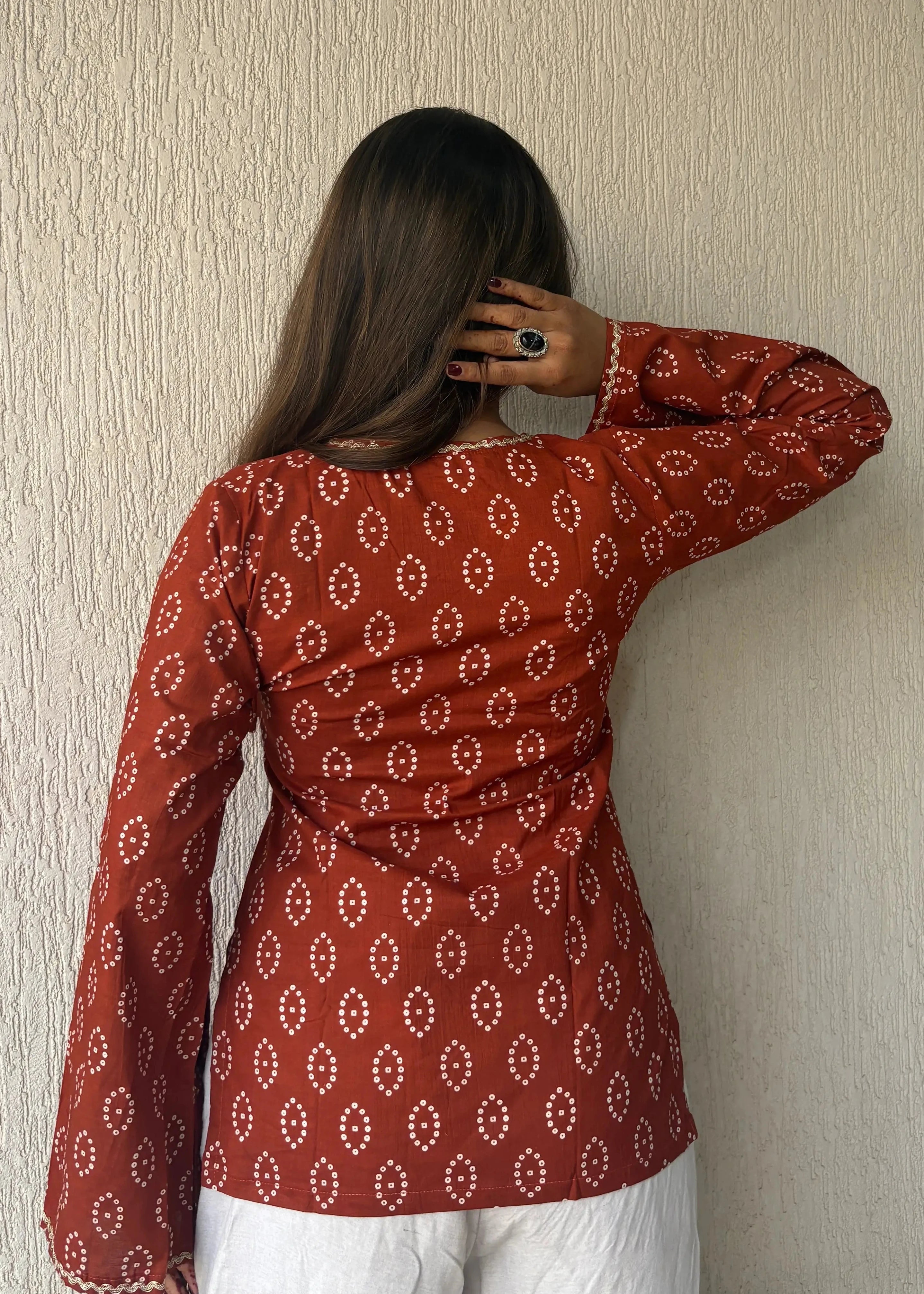 Rust bandhani wrap-tie short kurti