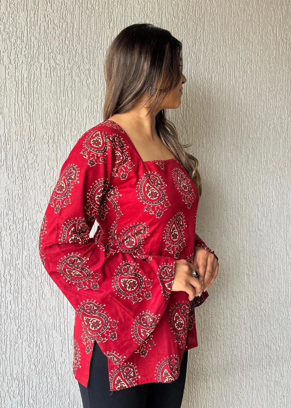 Red square neck cotton short kurti
