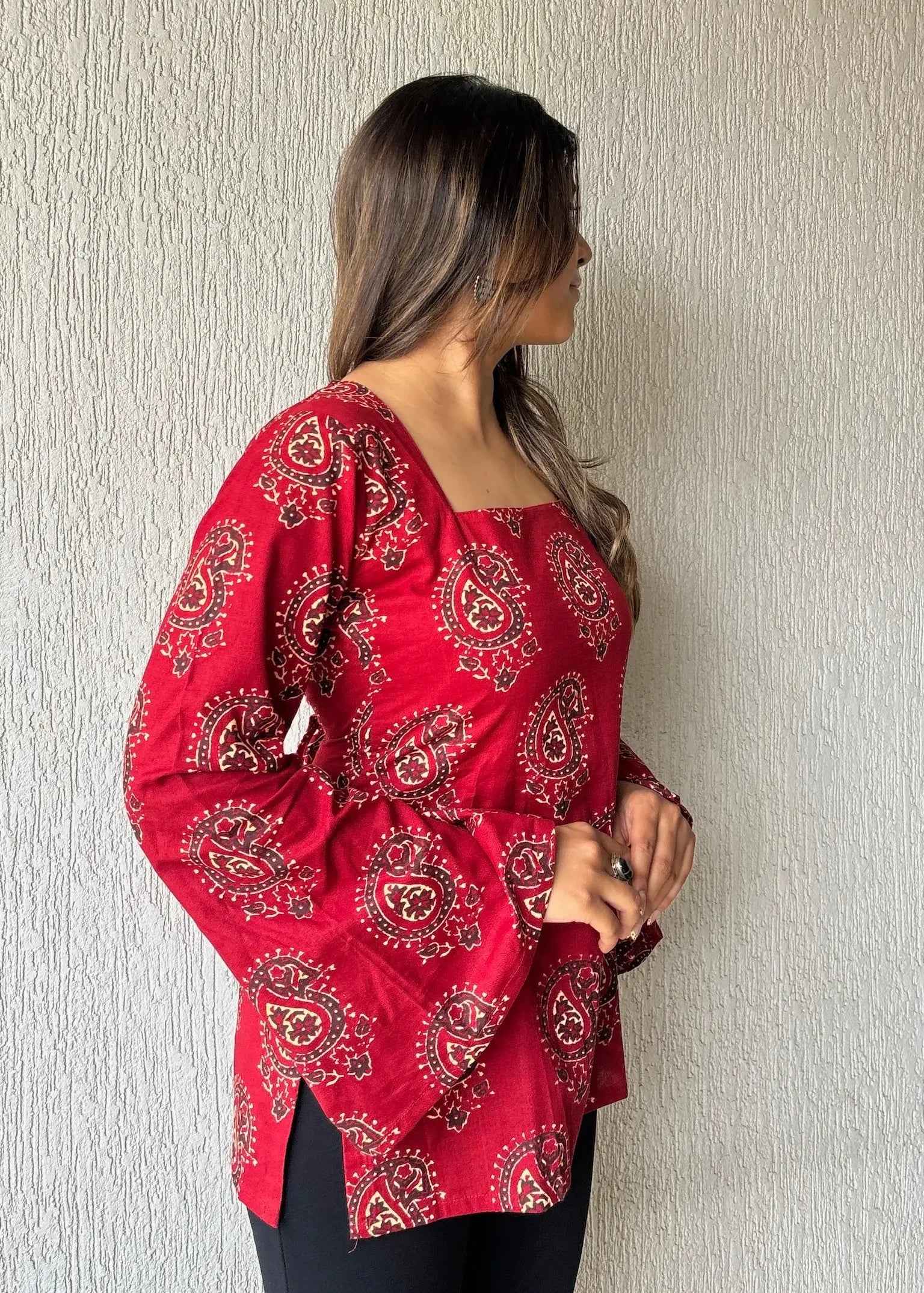 Red square neck cotton short kurti