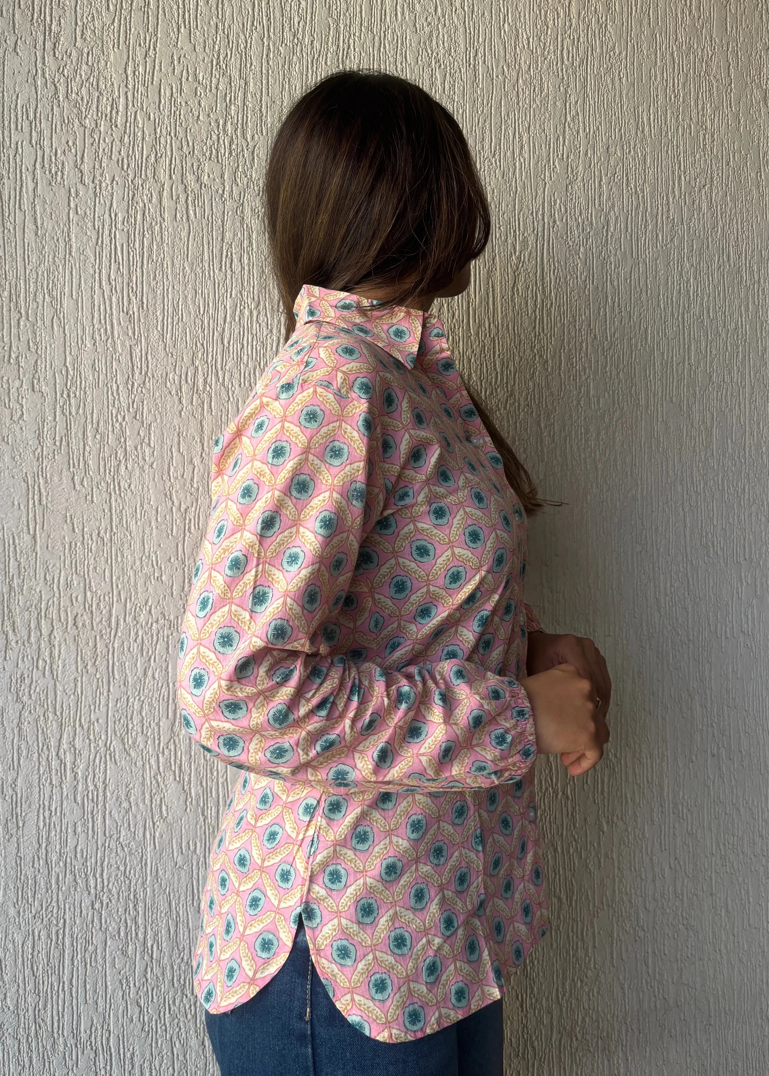 Baby pink geometric shirt