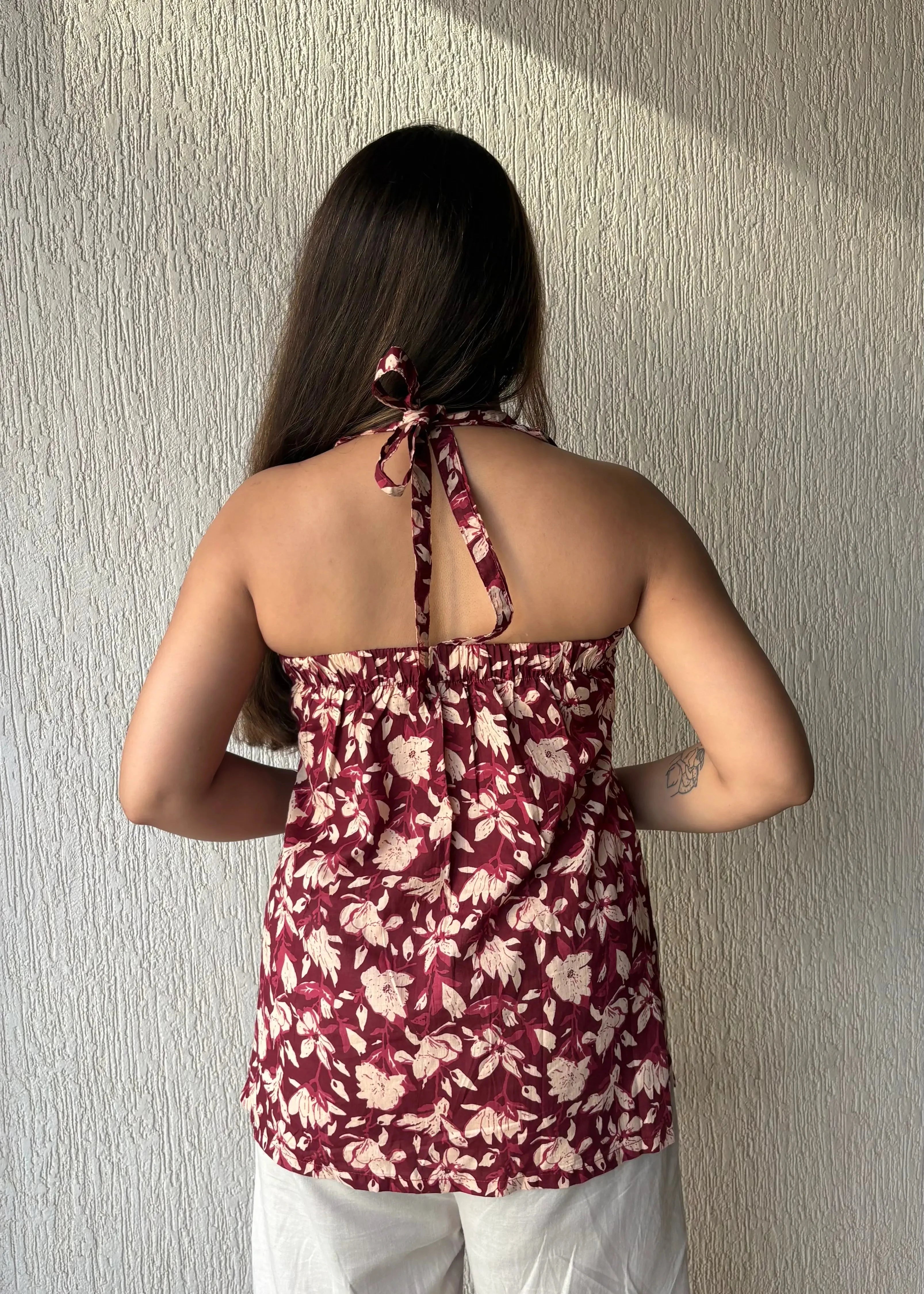 Gulaab backless short kurti