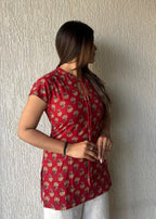 Red keyhole cotton short kurti